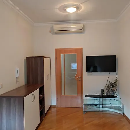 Spanish Square Apartmán